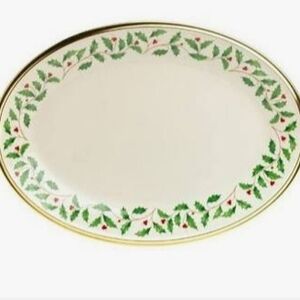 Elegant Lenox Platter with Green and Red Holly Design